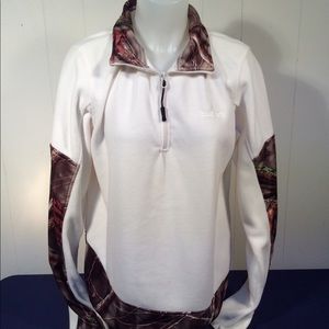 Huntworth women’s white and camouflage fleece size XL